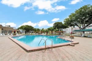 4000 NW 44th Ave APT 306, Lauderdale Lakes, FL 33319, - MLS#A12006129