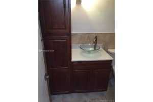 RM8F+G8, 4110 NW 79th Ave APT 1B, Doral, FL 33166, - MLS#A12006159