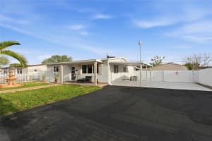 1132 W 71st St, Hialeah, FL 33014, - MLS#A12006174