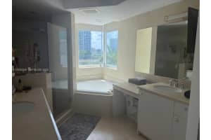 19400 Turnberry Way APT 331, Aventura, FL 33180, - MLS#A12006209