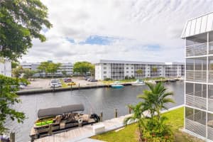 3600 Ne 170th St 308, North Miami Beach