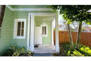 390 NE 35th Ave, Homestead, FL 33033, - MLS#A12006220