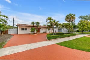 9625 SW 47th St, Miami, FL 33165, - MLS#A12006236
