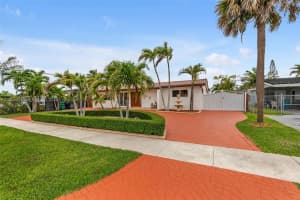 9625 SW 47th St, Miami, FL 33165, - MLS#A12006236