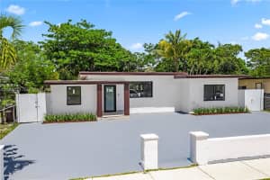 235 Nw 127th St, North Miami