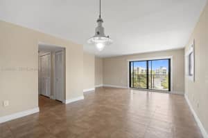 7801 Abbott Ave APT 508, Miami Beach, FL 33141, - MLS#A12006261