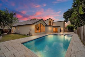 8881 N Lake Dasha Dr Plantation, FL 33324 - Off Market