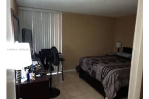 10500 SW 108th Ave APT B211, Miami, FL 33176, - MLS#A12006310