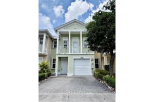 10747 Nw 76th Ln, Doral