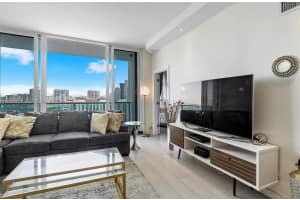 100 Bayview Dr, Sunny Isles Beach, FL 33160, - MLS#A12006358