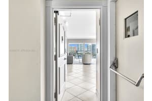 500 Bayview Dr APT 1731, Sunny Isles Beach, FL 33160, - MLS#A12006370