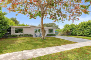 5710 40th Court, West Park, FL 33023 - MLS#A12006372