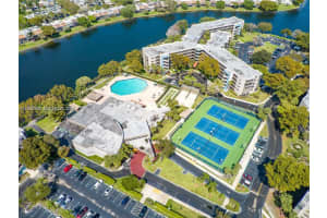 1100 Colony Point Cir 421, Pembroke Pines