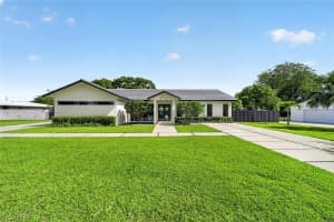 8765 SW 175th St, Palmetto Bay, FL 33157, - MLS#A12006410