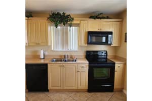 16501 Blatt Blvd APT 204, Weston, FL 33326, - MLS#A12006413