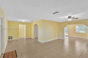 7131 NW 24th Pl #7131, Sunrise, FL 33313, - MLS#A12006416