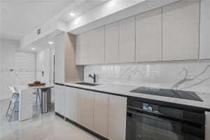 1155 Brickell Bay Dr APT 2003, Miami, FL 33131, - MLS#A12006423
