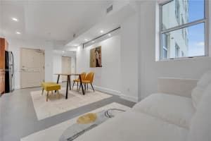 111 E Flagler St Apt 506, Miami, FL 33131, - MLS#A12006432