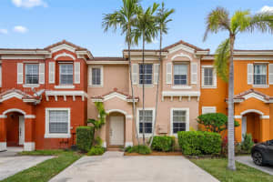 627 E Mowry Ct, Homestead, FL 33030, - MLS#A12006444