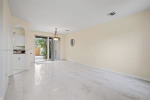 627 E Mowry Ct, Homestead, FL 33030, - MLS#A12006444