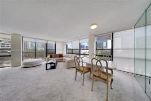 600 NE 36th St APT 421, Miami, FL 33137, - MLS#A12006468