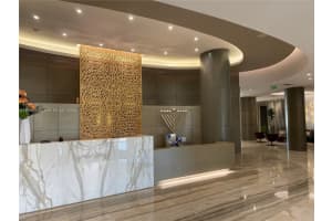 10275 Collins Ave 533, Bal Harbour