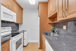 5055 NW 7th St APT 504, Miami, FL 33126, - MLS#A12006479