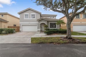 10842 Nw 53rd Ln, Doral