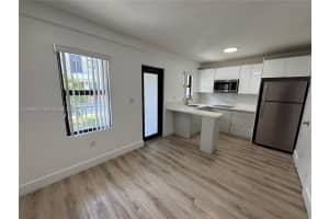 1971 NW 2nd Ct #4, Miami, FL 33136, - MLS#A12006521