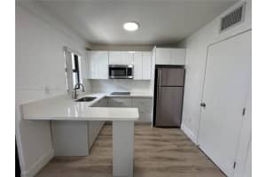 1971 NW 2nd Ct #4, Miami, FL 33136, - MLS#A12006521