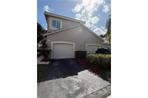 2050 Madeira Dr, Weston