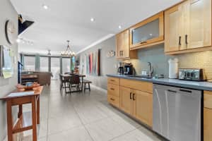 87200 Overseas Hwy Apartment A7, Islamorada, FL 33036, - MLS#A12006598