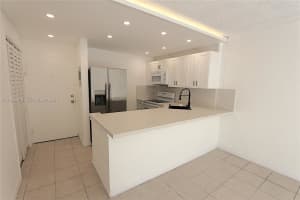 4550 NW 9th St APT 305E, Miami, FL 33126, - MLS#A12006600