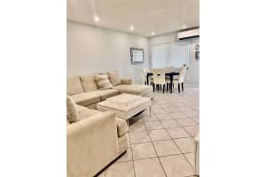 800 Sw 11th Ave 19a, Hallandale Beach