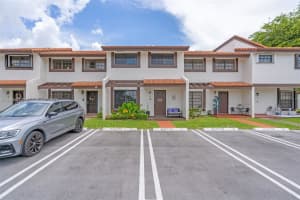 5725 Sw 132nd Ct 21-5, Miami