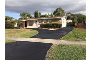 1118 Nw 43rd Ter, Lauderhill