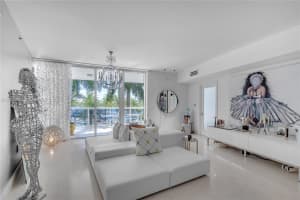 Icon at South Beach, 400 Alton Rd APT 706, Miami Beach, FL 33139, - MLS#A12006660