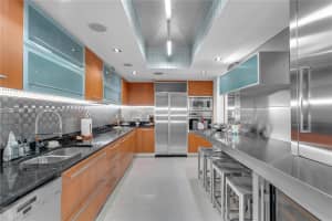 Icon at South Beach, 400 Alton Rd APT 706, Miami Beach, FL 33139, - MLS#A12006660