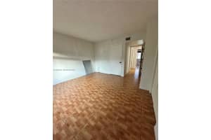 551 NW 82nd Ave apto 502, Miami, FL 33126, - MLS#A12006797