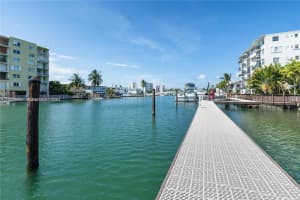 7930 Tatum Waterway Dr s14, Miami Beach, FL 33141, - MLS#A12006799
