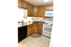 15385 S Dixie Hwy APT 22, Palmetto Bay, FL 33157, - MLS#A12006812