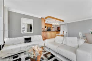 5555 Collins Ave APT 16A, Miami Beach, FL 33140, - MLS#A12006818