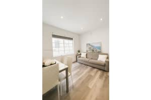 600 15th St APT 4, Miami Beach, FL 33139, - MLS#A12006819