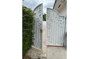 MLS# A12006823, Miami, Florida 33186