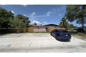3733 Kirk Rd, Lake Worth Beach, FL 33461, - MLS#A12006829