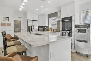 1547 NE 38th St, Oakland Park, FL 33334, - MLS#A12006834