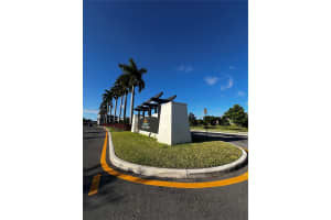 12429 Nw 23rd Ct, Miami