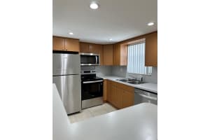 9357 Fontainebleau Blvd APT D109, Miami, FL 33172, - MLS#A12006868