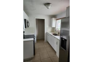 2837 Nw 9th Ct, Fort Lauderdale