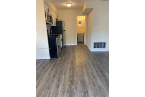 1030 N Victoria Park Rd #5, Fort Lauderdale, FL 33304, - MLS#A12006904